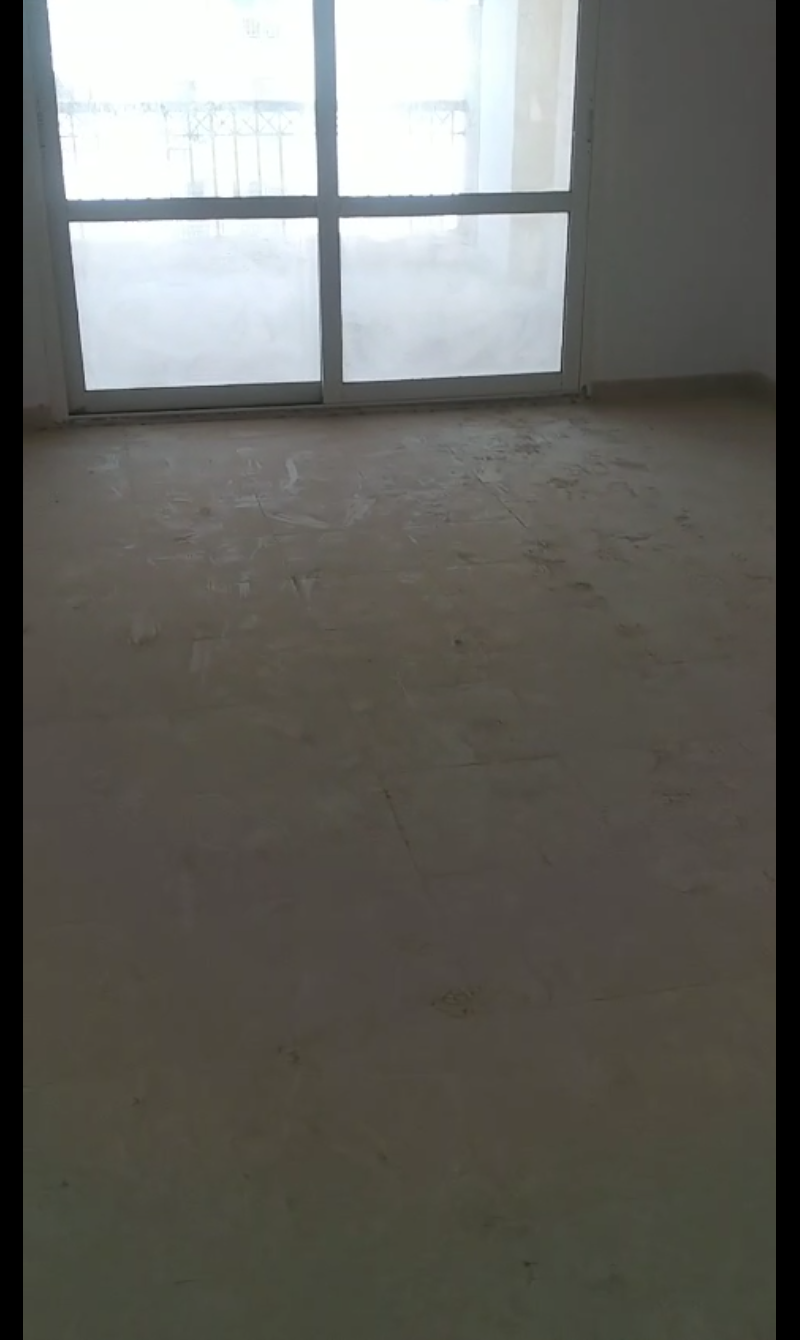 1000155179