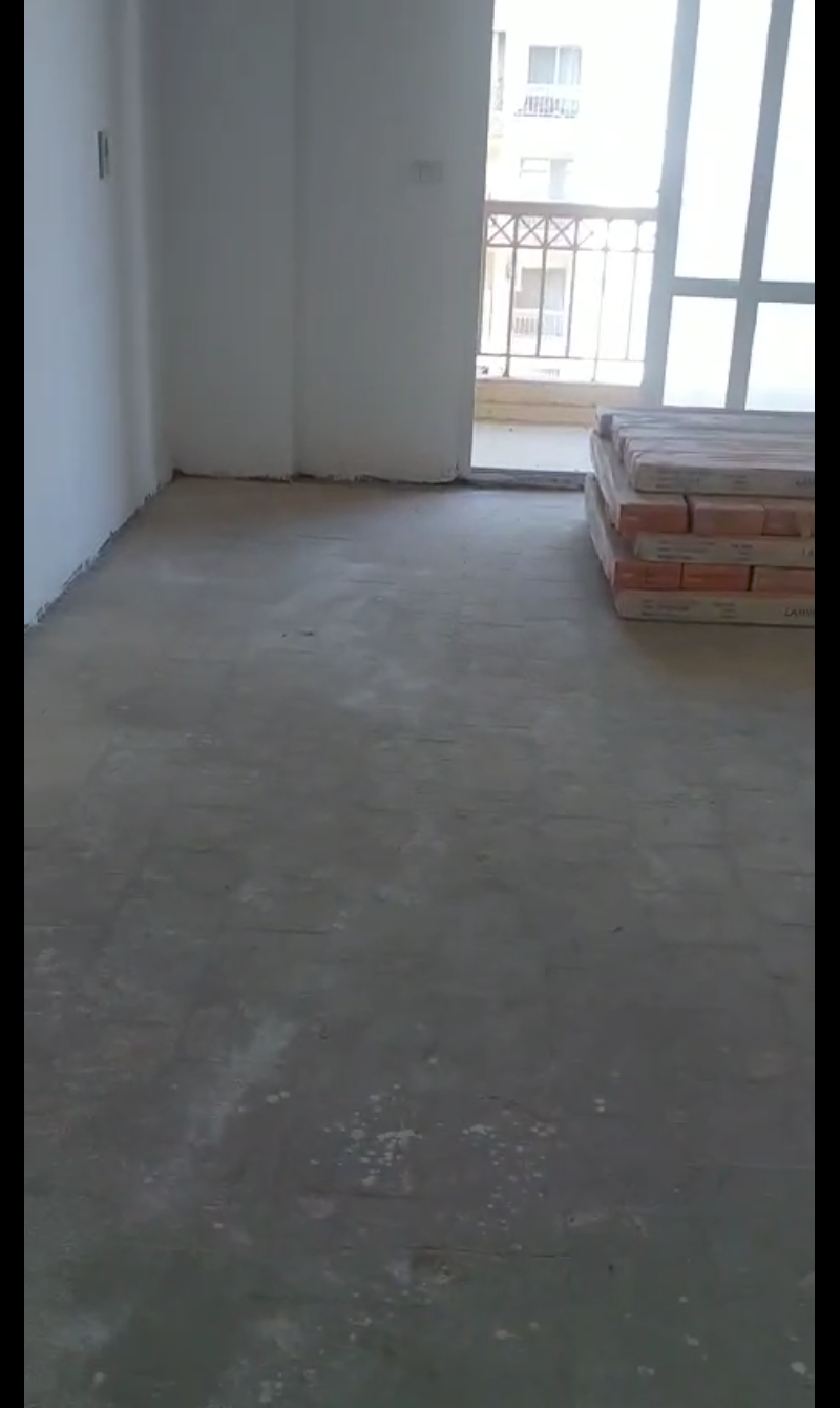 1000155182